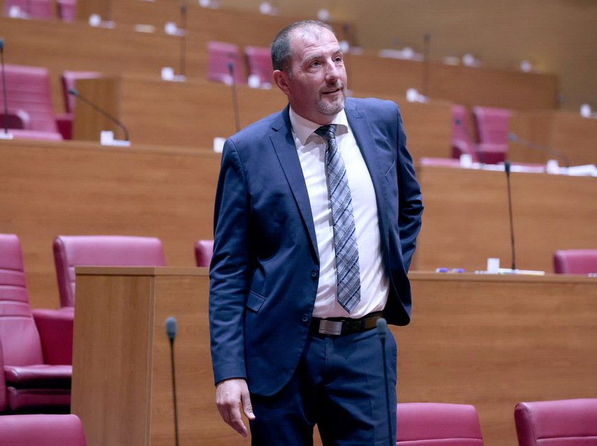 IDS podijeljen oko Pausa: Za jedne je jedini pravi IDS-ovac, za druge SDP-ov žetončić