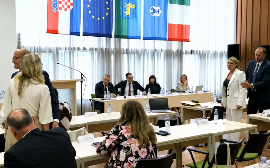 Bassanese i Modrušan prekinuli jedini trenutak u kojem je beskrajna rasprava o Istarskom veleučilištu mogla postati zanimljiva