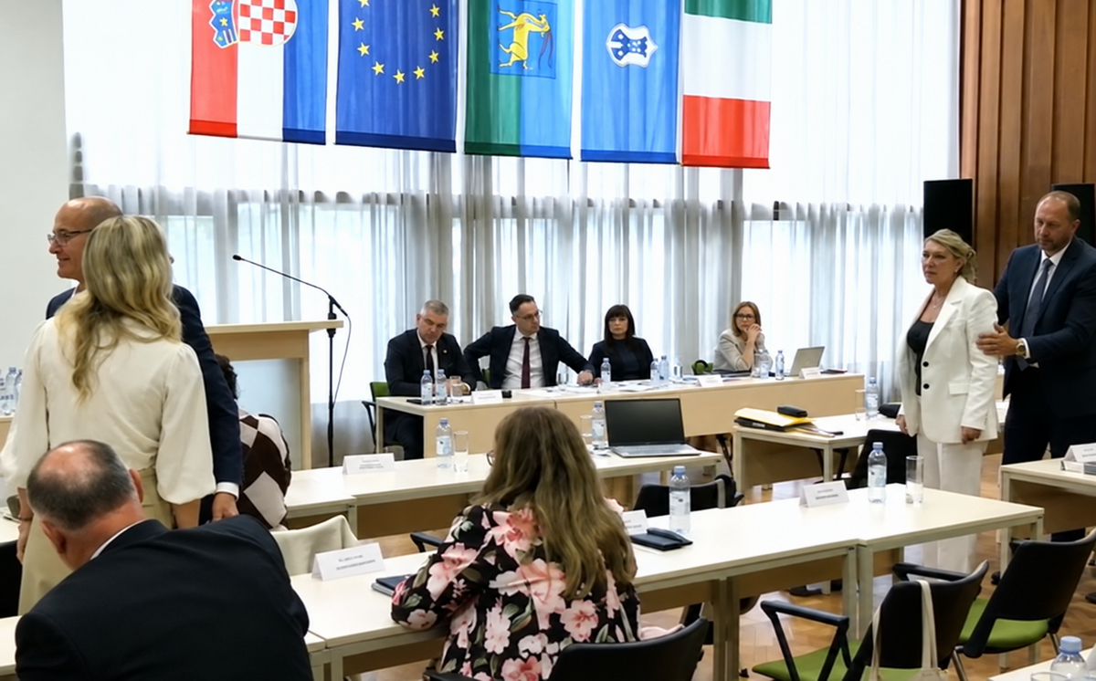 Bassanese i Modrušan prekinuli jedini trenutak u kojem je beskrajna rasprava o Istarskom veleučilištu mogla postati zanimljiva