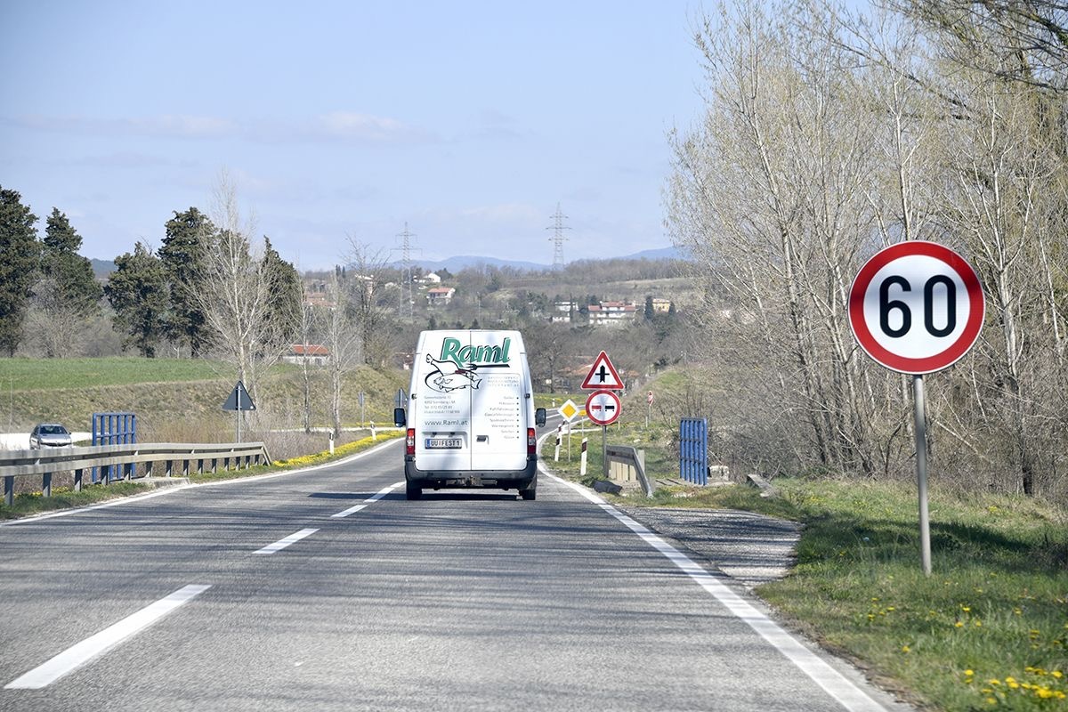 Besmislena ograničenja brzine na nekim istarskim cestama