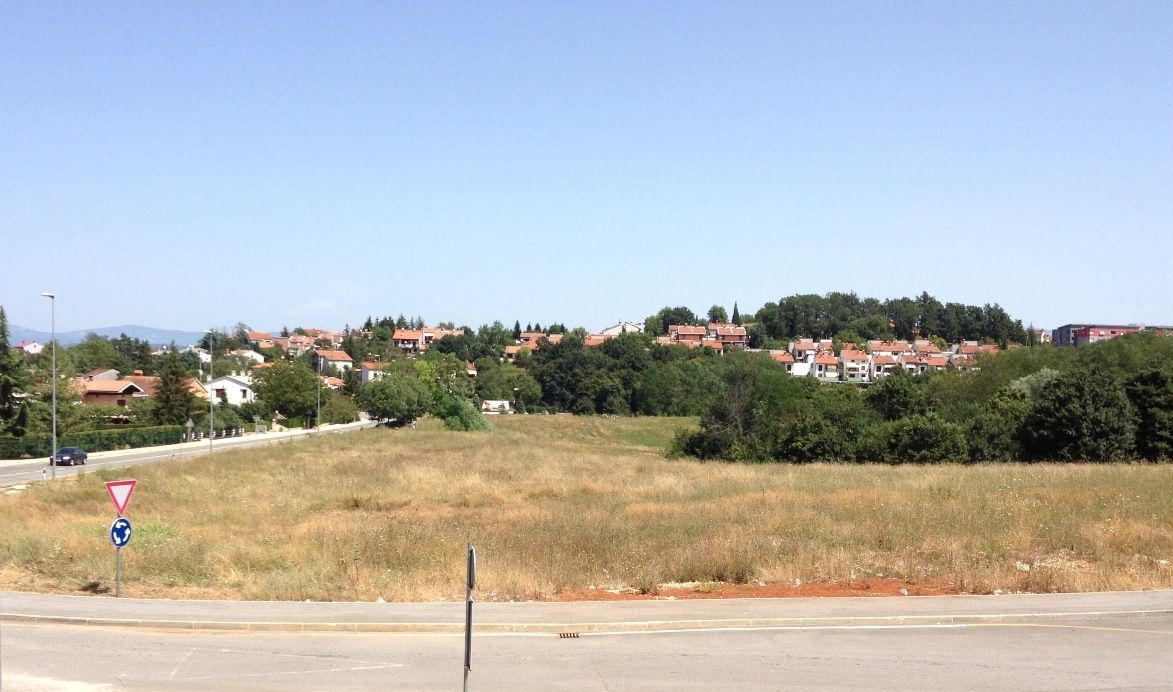 Zemljište na području zvanom Lešće između Novog naselja i benzinske postaje Petrol