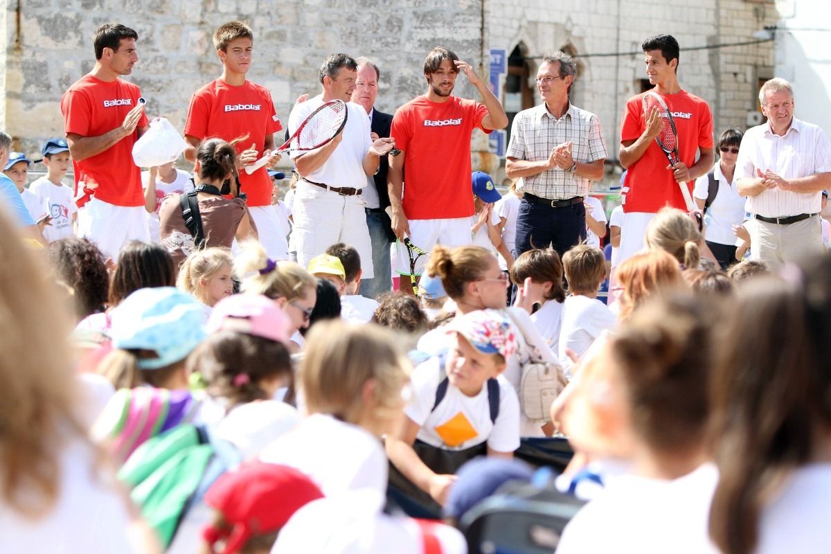 Djeca su uživala u društvu svojih teniskih idola