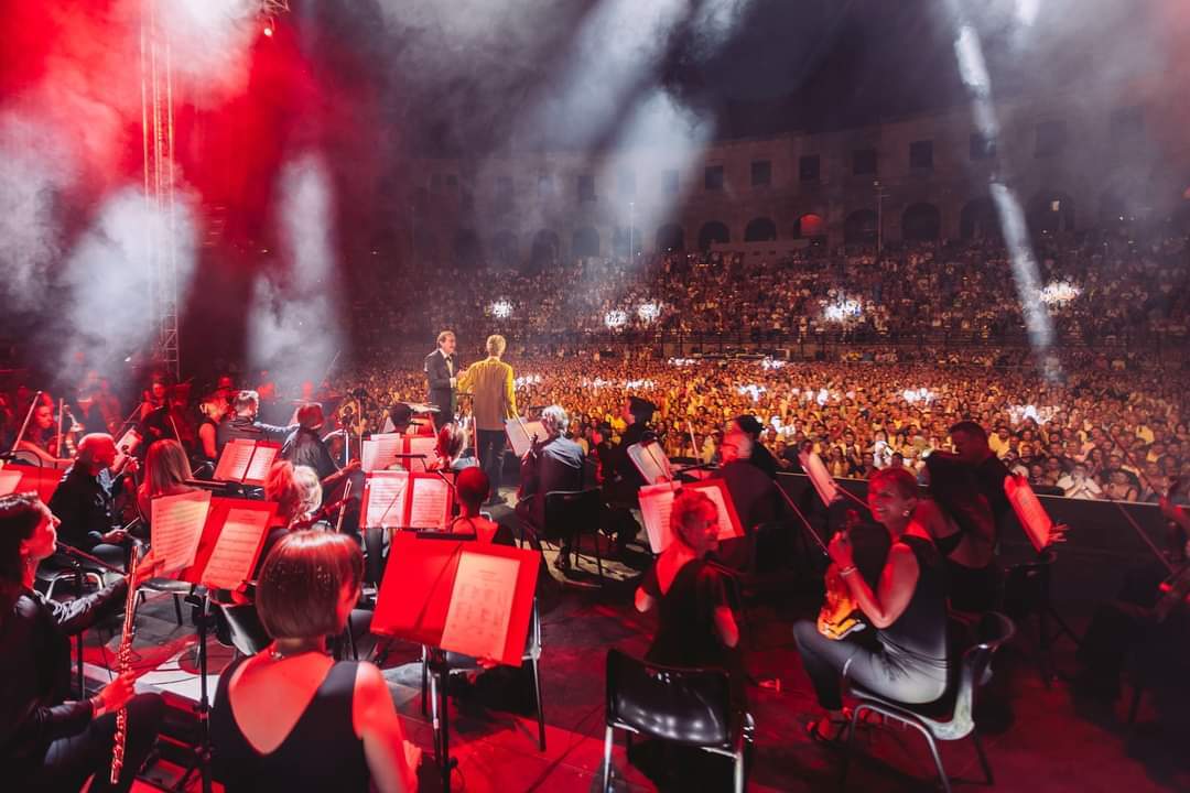 Karta skupa, a komfor nizak - gužvovito na koncertu Andree Bocellija (Foto: Luca Rossetti)