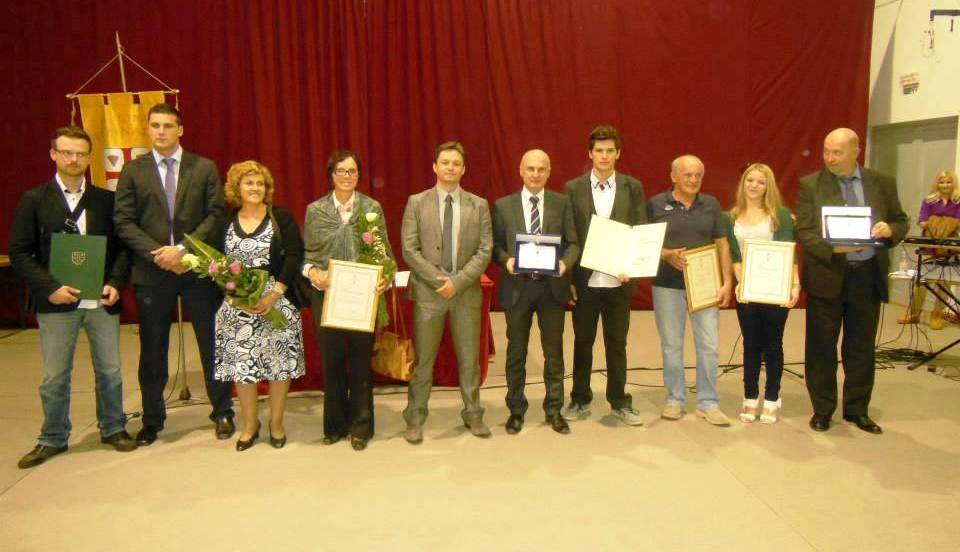 najzaslužniji građani primili su nagrade, plakete i priznanja