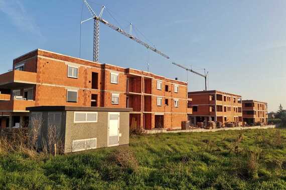 Inspekcija ovih dana zatvorila bespravno gradilište u Puli. Ipak, zgrade su već pod krovom