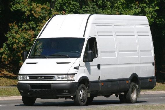 U Žminju ukraden kombi: Policija traga za vozilom i kradljivcem