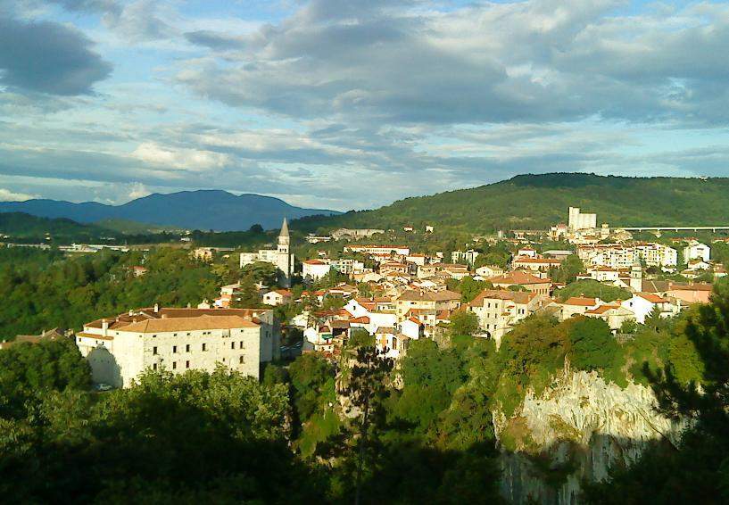 U novom Zakonu o sustavu turističkih zajednica čiji bi prijedlog trebao biti gotov u prosincu, naime, stajat će da turistička zajednica mora biti financijski samoodrživa