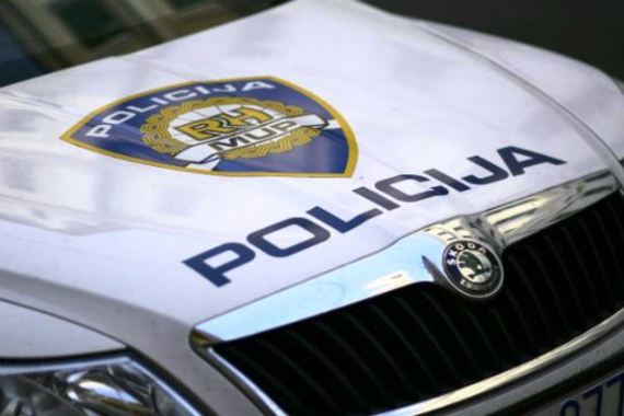 Novigrad: Neoprezno prelazila cestu pa teško stradala