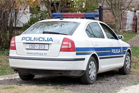 Porečan napao policajku