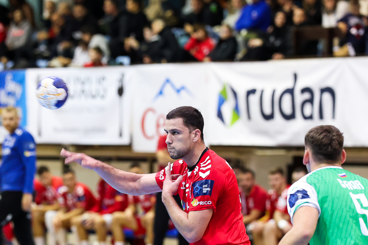 ŠEST GOLOVA U POBJEDI - Arman Ikanović (foto: RK Poreč / Jozo Čabraja Kolektiff)