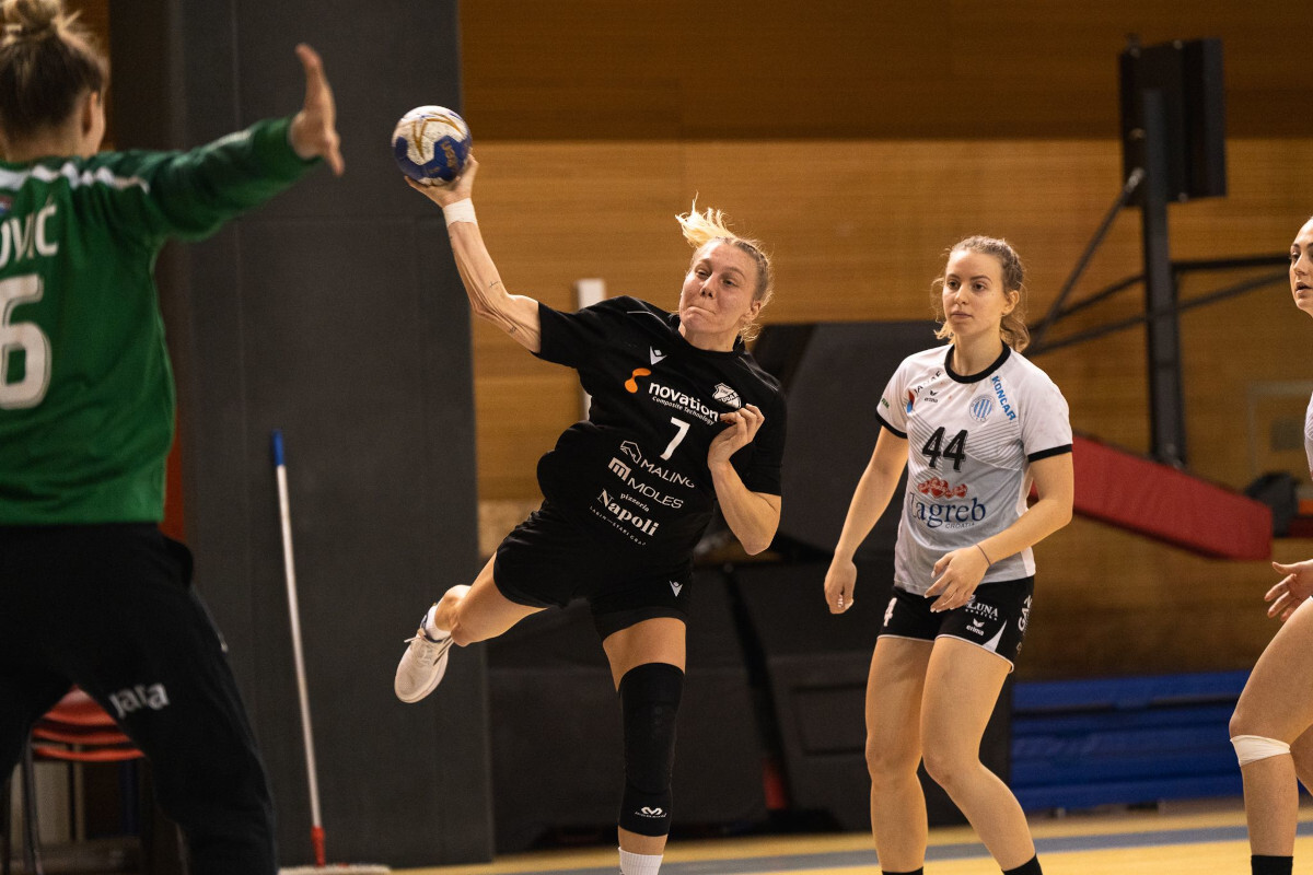 DESET GOLOVA U PORAZU - Katarina Raspudić (foto: ŽRK Rudar / Frame 14)