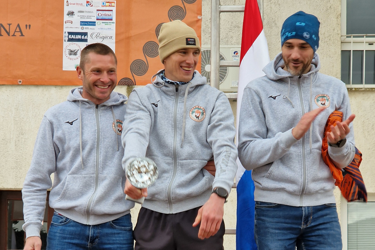 Lisec, Diklić i Dželalija na pobjednilčkom postolju (foto: Running Fox)