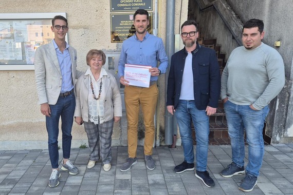 Načelnik Vižinade Marko Ferenac predao prikupljene potpise i predstavio Listu za Općinsko vijeće 