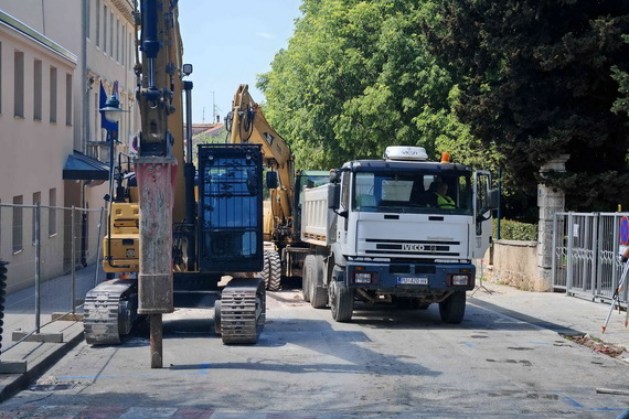 Infrastrukturni radovi u prometnoj Ulici Carducci trebali bi biti gotovi do kraja lipnja