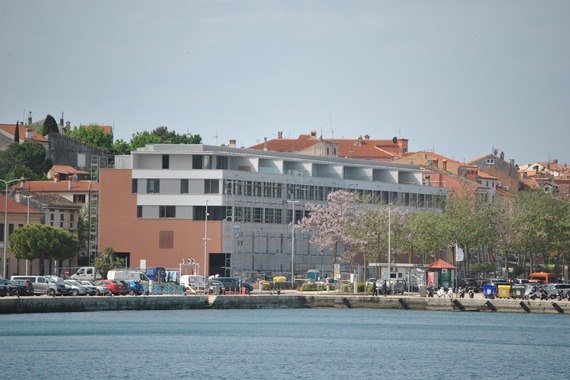 Kvadrat u rovinjskoj 'hladnjači' narastao na 15.000 eura. Do ljetne pauze trebao bi biti gotov vanjski dio