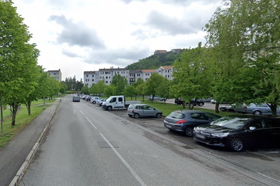 STANARI U NEVJERICI Privatna firma uvodi naplatu parkirališta ispred stambenih zgrada?