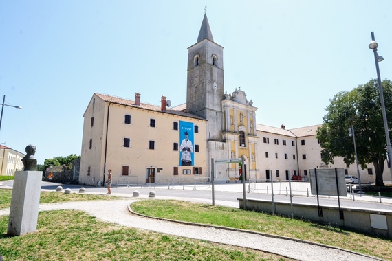 Kod Svetog Petra preminuo vozač mopeda. Ne zna se što se dogodilo