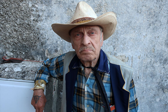 Živi bez vode i struje, ali je nesalomljivog duha - Legendarni labinski šerif Keko slavi 80. rođendan