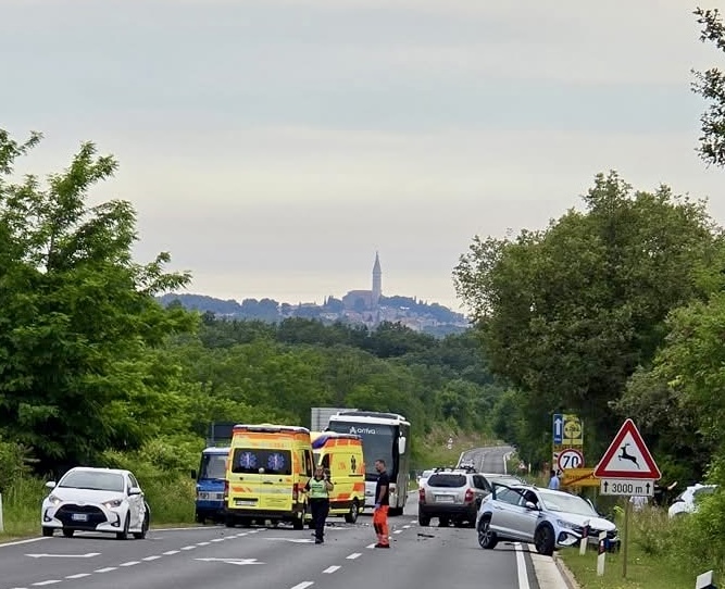 U sudaru su sudjelovala četiri vozila (Foto: Facebook)