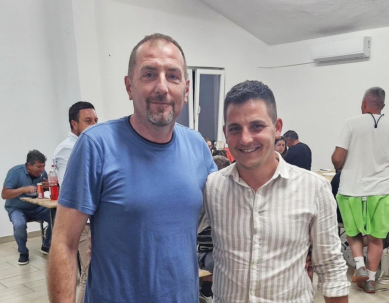 Bivši i sadašnji načelnik Barbana - Dalibor Paus i Andi Kalčić (Foto: Facebook)