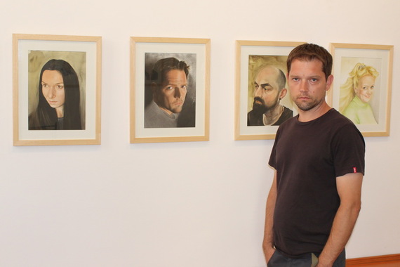Dušan Puhar u Galeriji Alvona: Tiha meditacija o čovjeku kroz akvarelne portrete