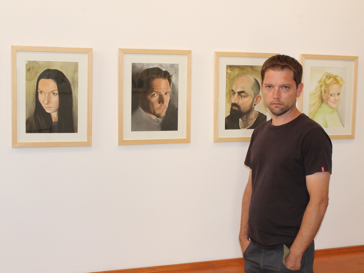 Dušan Puhar u Galeriji Alvona