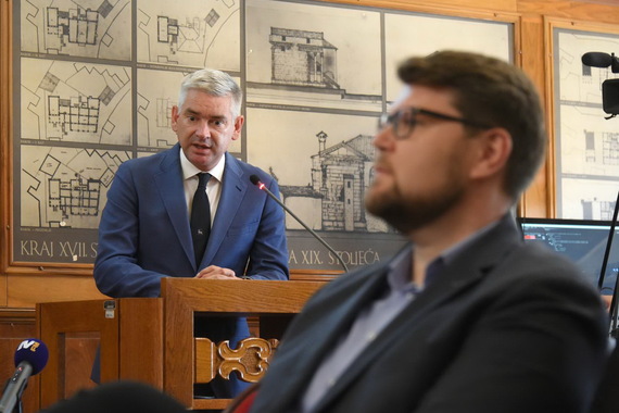 Na Gradskom vijeću Pule dogodio se presedan nezabilježen u hrvatskoj političkoj praksi