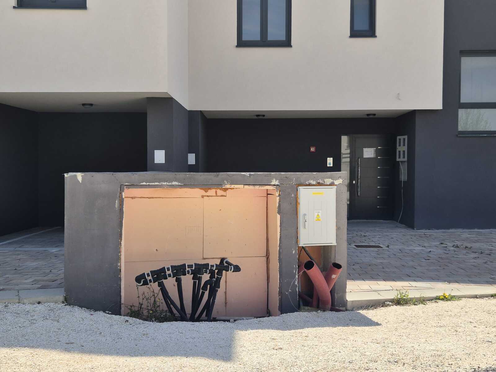 Jedna od Pavličekovih problematičnih zgrada (Foto: Istarski.hr)