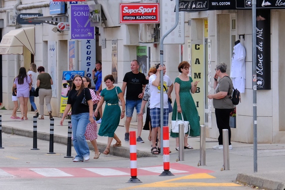 U Novigradu ozlijeđeno troje mladića