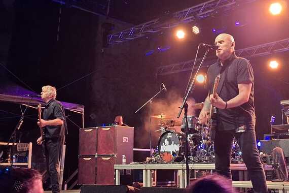 The Stranglers pozdravili Hrvatsku, ‘fucking kišnu zemlju’ i krenuli žestoko, a onda su zaštekale klavijature…