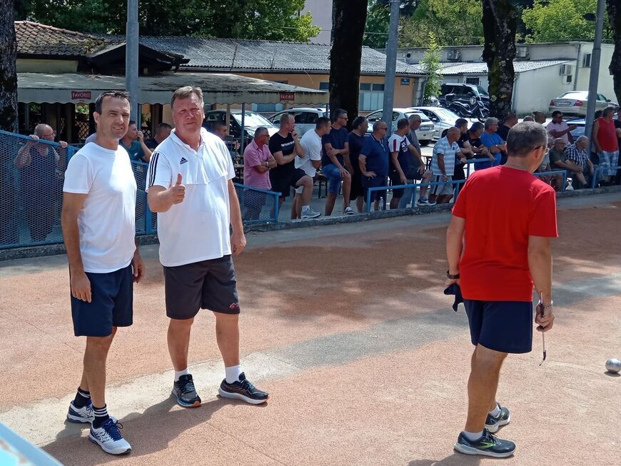 Lani dogurali do četvrtfinala - Pazinjani Dalibor Erjavec i Miran Buretić (Snimio: I. Radić)