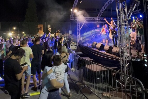 U Kršanu se na kraju ipak pjevala 'Bella ciao' – hoće li Gustafima biti uskraćen honorar?