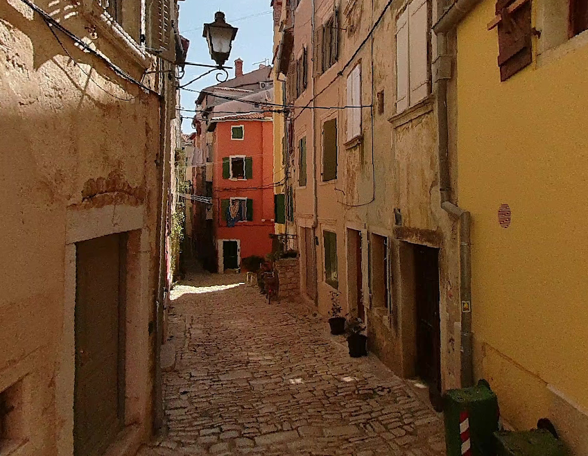 Ulica Montalbano u Rovinju