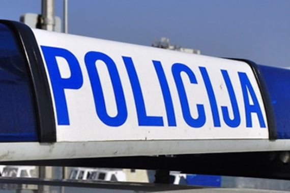 Na brodici u Poreču policija pronašla automatsku puški sa streljivom