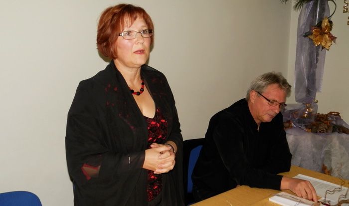 Davorka Smoković i don Anton Šuljić