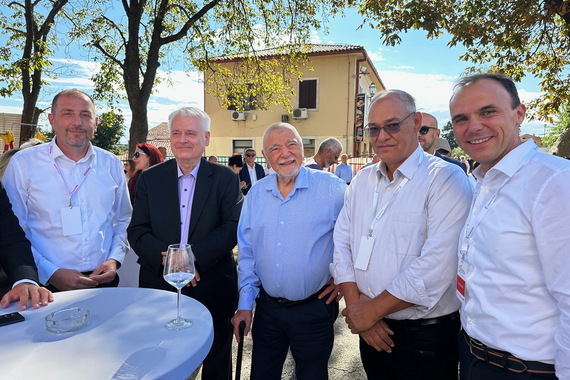 Nakon Sinjske alke HDZ polako preuzima i Trku na prstenac