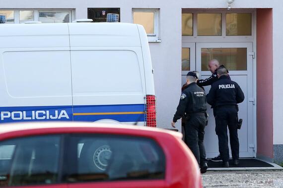 Policija pronašla mladiće koji su napali stranca zbog njegove seksualne orijentacije 