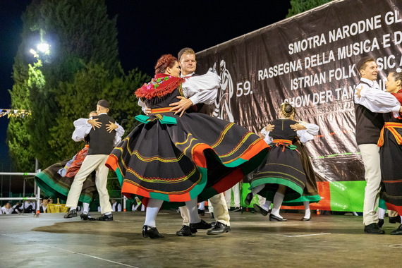 300 zaljubljenika u istarsku tradiciju ponosno predstavilo glazbu, pjesmu i ples svoga kraja