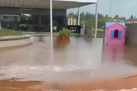 KATASTROFA U NOVIGRADU Poplavljeni vrtić, dom za starije, dvorana