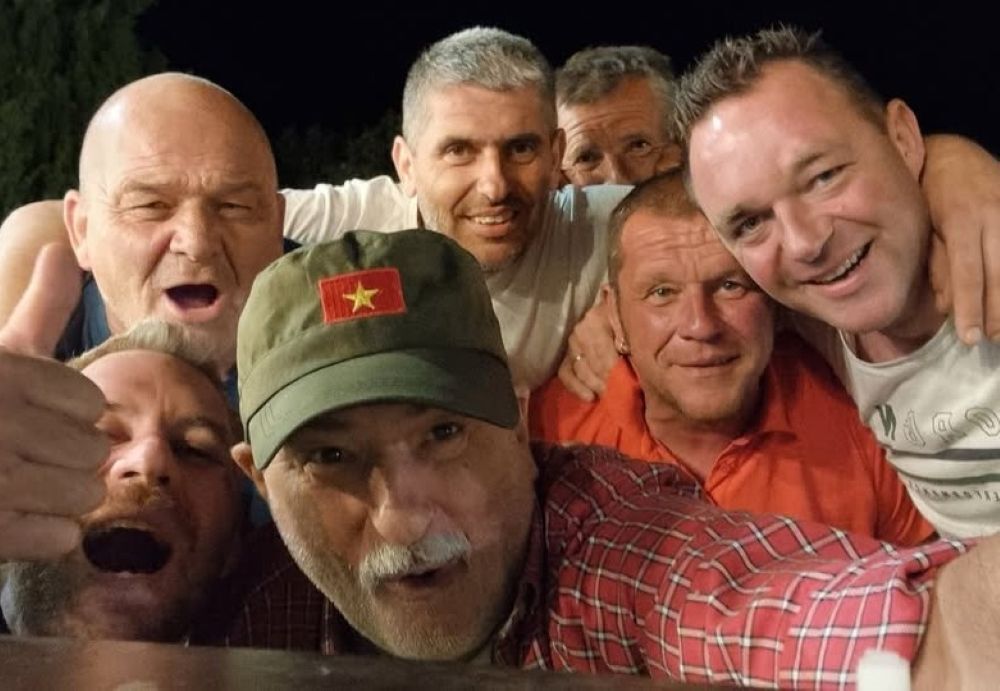 Edi Maružin s ekipom (Foto: Facebook)