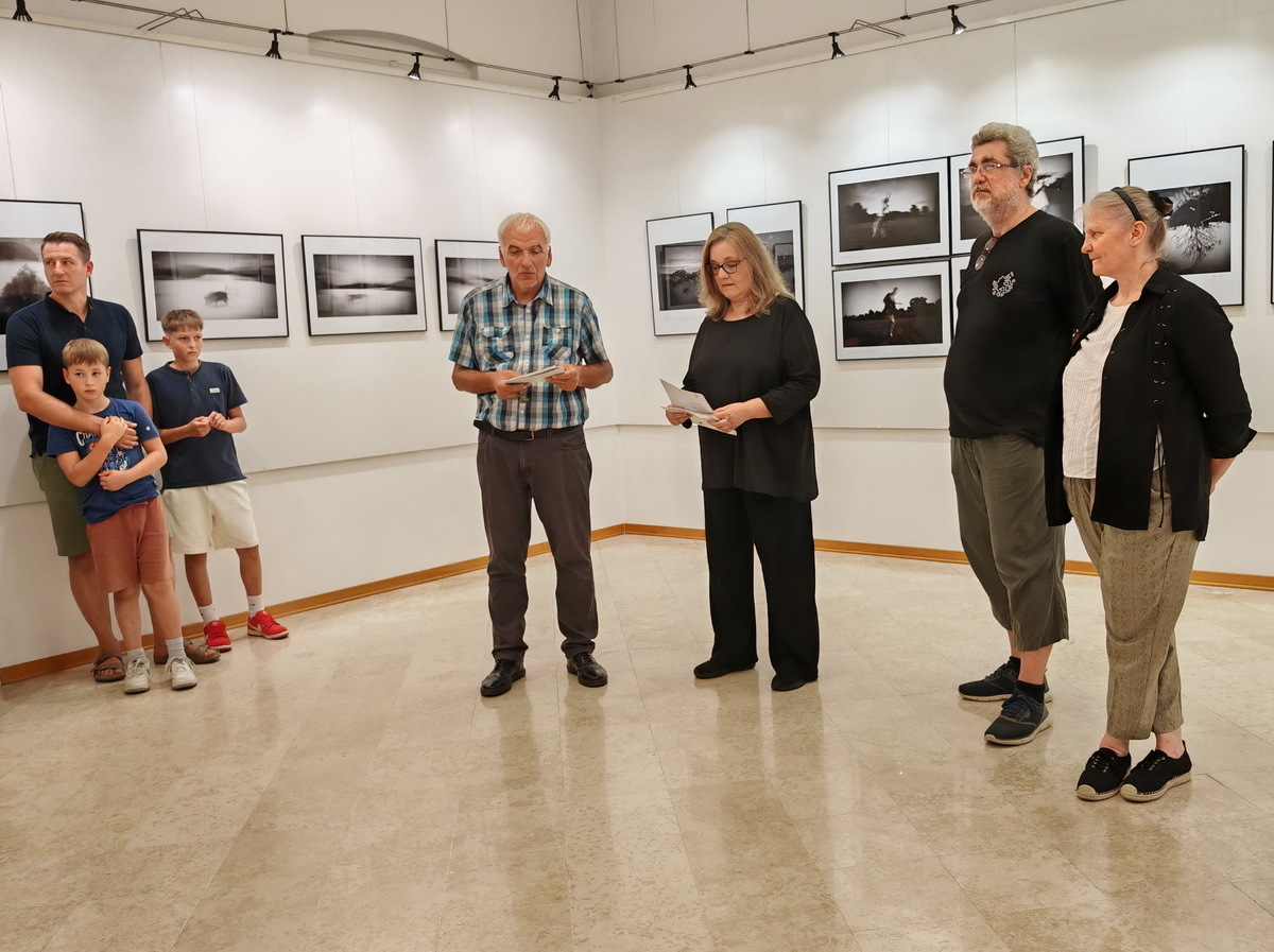 Mladen Boljkovac, Lavoslava Benčić, Denis Gržetić i Karmen Orlić na otvaranju izložbe (foto: Aldo Pokrajac)