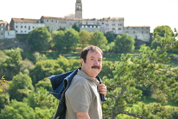'I danas, dok berem pečurke, sjetim se krcate Arene. Samo Tito napunio ju je prije mene – i on u bijelom odijelu'