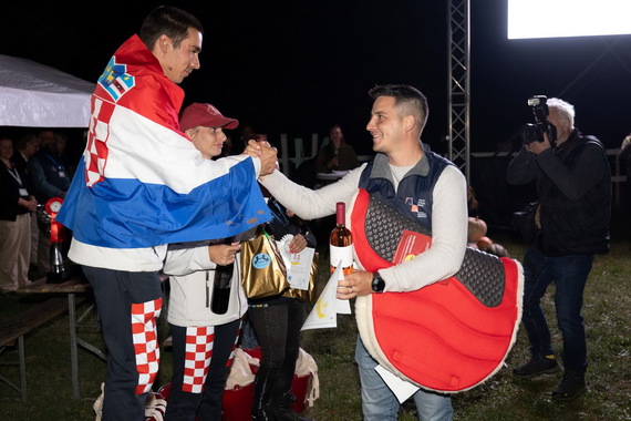 Stefano Osip iz Draguzeta i njegov konj 685 Kadir osvojili broncu