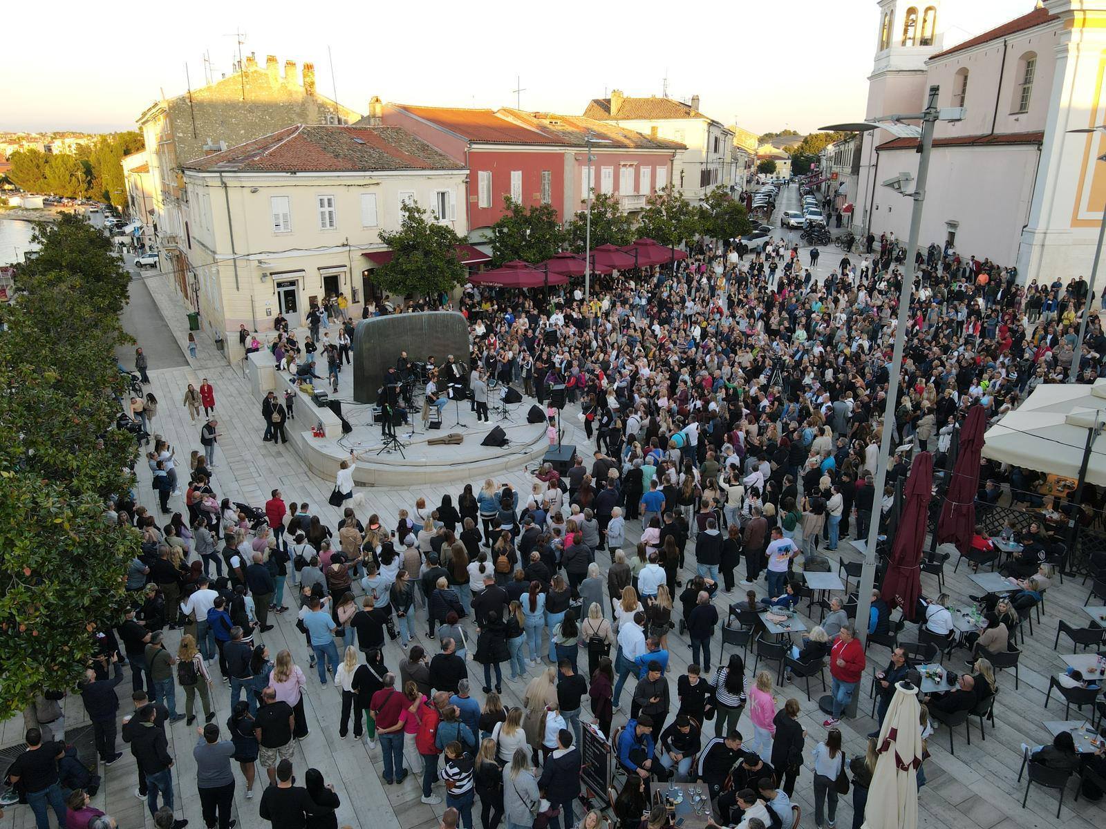Okupljanje ljubitelja glazbe Halida Bešlića u Poreču