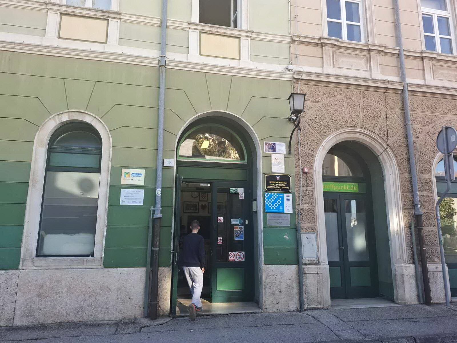 Škola za turizam, ugostiteljstvo i trgovinu (Foto: Mirjana Vermezović Ivanović)