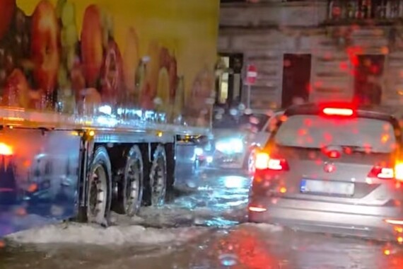 Opći potop u Istri – u Pazinu poplavljene ceste, u Rovinju pao rekord, Raša nabujala. Pogledajte ove ekstremne količine