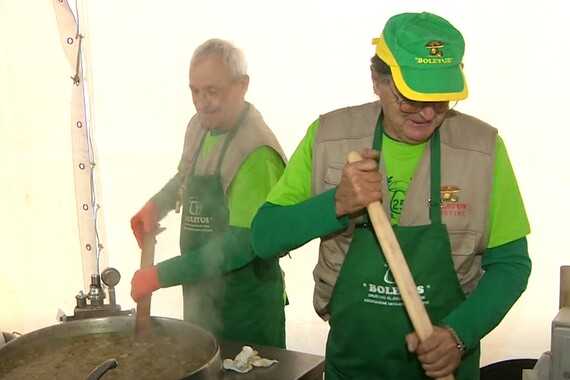 Ni pršut, ni kobasice: u ovom istarskom mjestu obožavaju gljive - posvećuju im i pravu feštu!