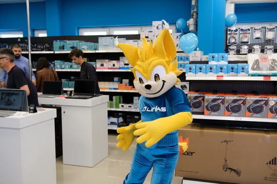 Popusti, adventski kalendar i cyber outlet do 80% – savršeni pokloni za sve generacije