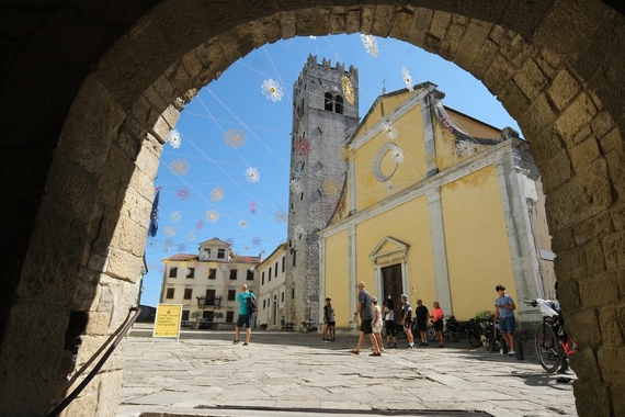 Općina u središnjoj Istri prodaje nekoliko građevinskih zemljišta i zgrada