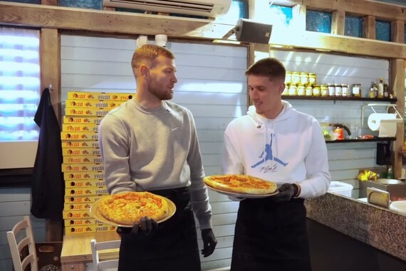 Pogledajte Istrine zvijezde kao picajole: 'Franko, ča ćemo nakon nogometa?' – 'Doprit ćemo pizzeriju!'